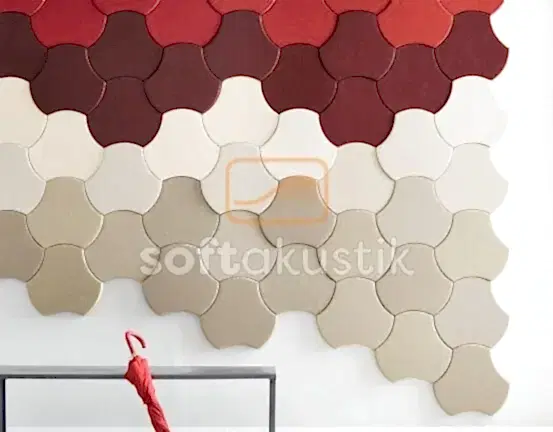 cam-yunu-dolgulu-kumas-kapli-panel-otel-ve-konaklama