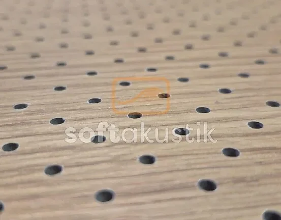 2000-delikli-ahsap-panel-otel-ve-konaklama