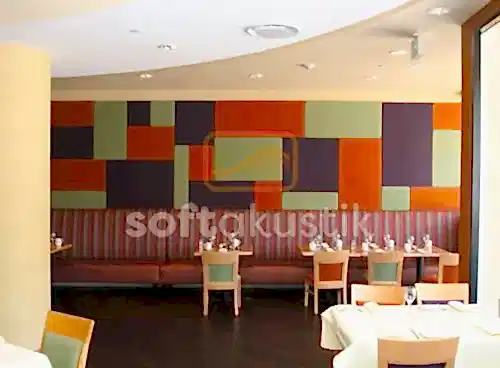 cafe-akustigi-ve-ses-emici-tavan-panelleri