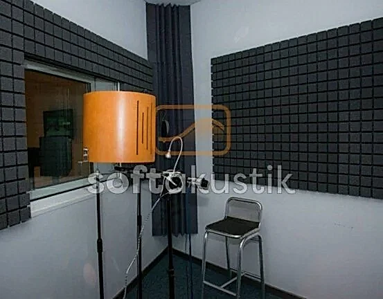 gece-kulubu-akustigi-ve-mikrofon-akustigi